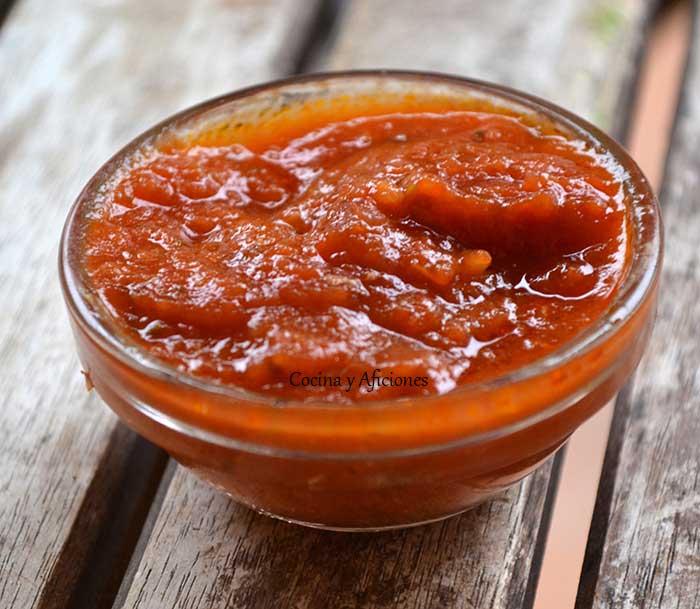 salsa-de-tomate-a-las-finas-hierbas-0