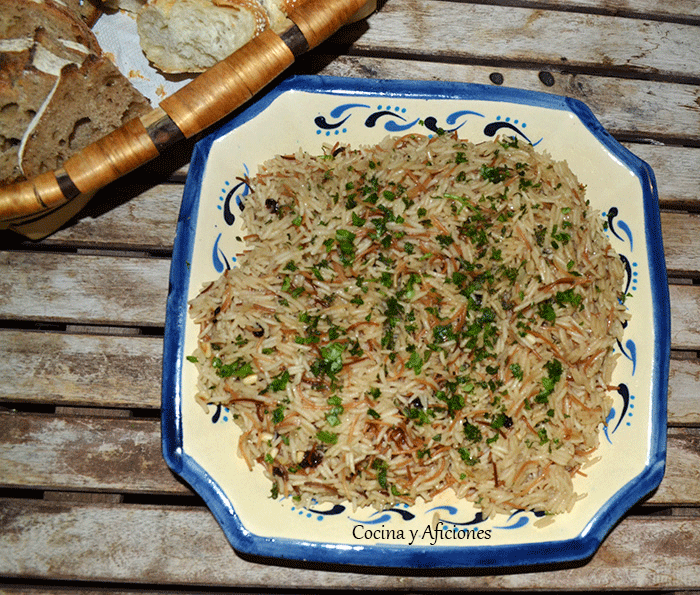 arroz-pilaf-con-fideos-fritos