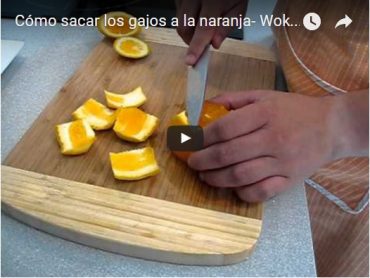 Como pelar y sacar los gajos de una naranja, técnica de cocina.