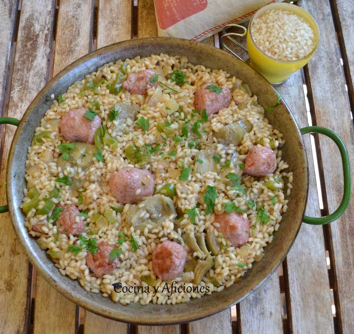 Arroz con salchichas frescas, receta catalana paso a paso. - Cocina y  Aficiones