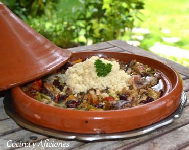Tajine de conejo con sus verduras, una deliciosa receta marroquí