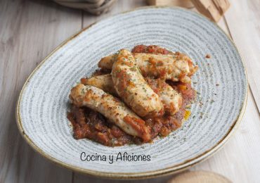 Solomillo o contramuslos de pollo con salsa Antibes, receta rica, rica