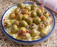 Aceitunas gordal rellenas con vinagreta de queso de cabra y miel
