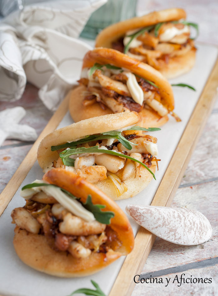 Pan bao, cuatro rellenos ·guiso de carne, setas y panceta, pulled pork y  sepia· para disfrutar de una delicia de la cocina oriental - Cocina y  Aficiones