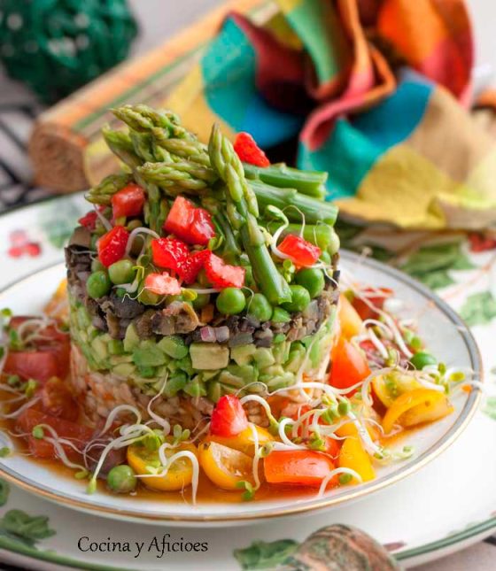 Timbal de verduras una ensalada espectacular, colorida y sana Cocina